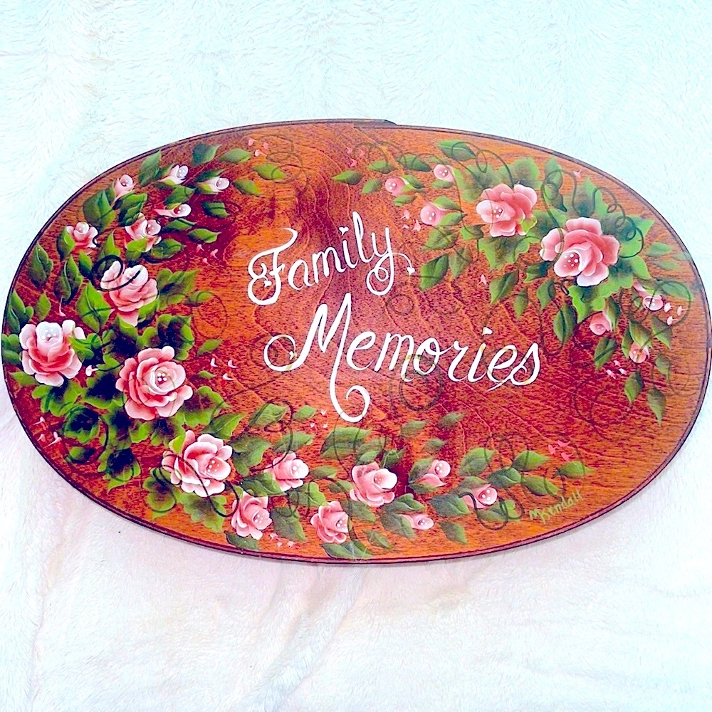 Beautiful Tole Hand Painted Wood Oval Box. Family Memories. Keep Sake. Signed